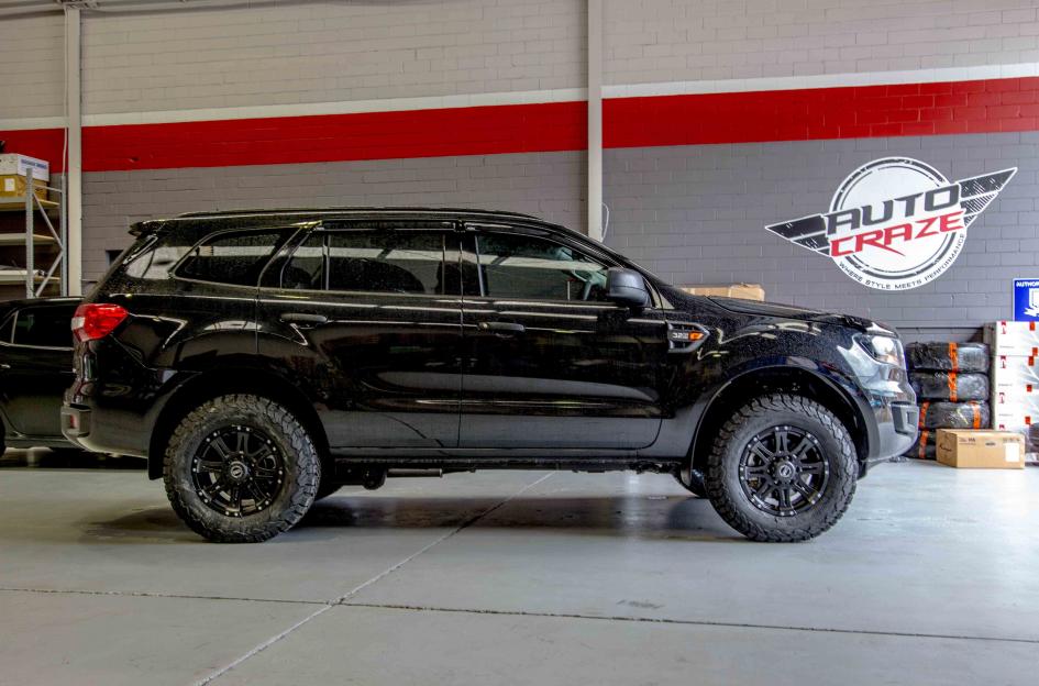 FORD EVEREST RAPTOR SATIN BLACK