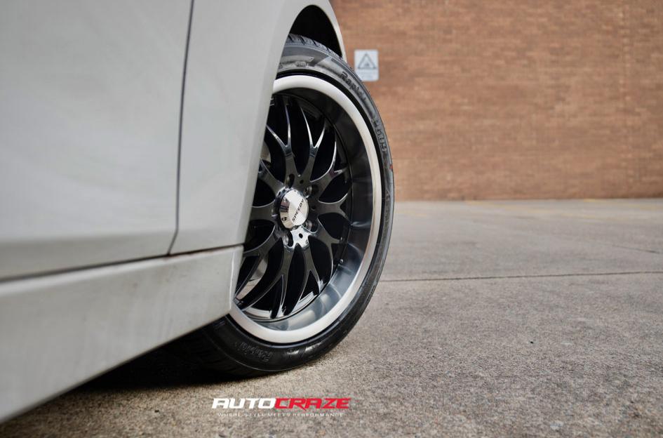 BMW 3 SERIES CHEETAH BLACK POLISH LIP