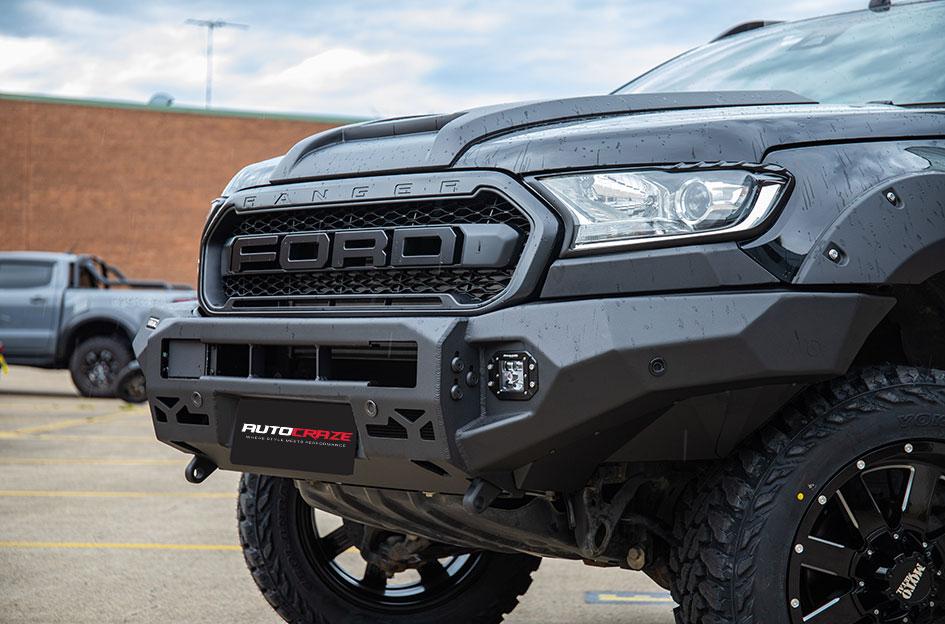FORD RANGER MO962 GLOSS BLACK MILLED ACCENTS