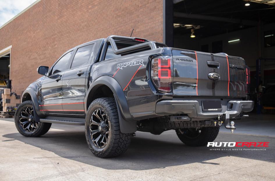 FORD RANGER RAPTOR ASSAULT GLOSS BLACK MILLED ACCENTS