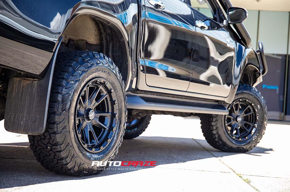 TOYOTA HILUX N80 4WD SYNC SATIN BLACK