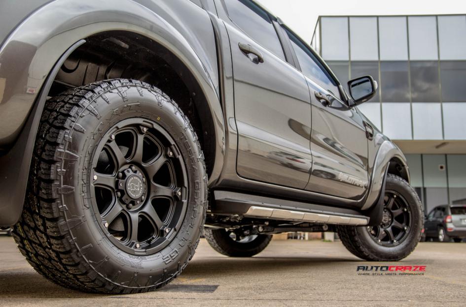 FORD RANGER GLAMIS MATTE BLACK