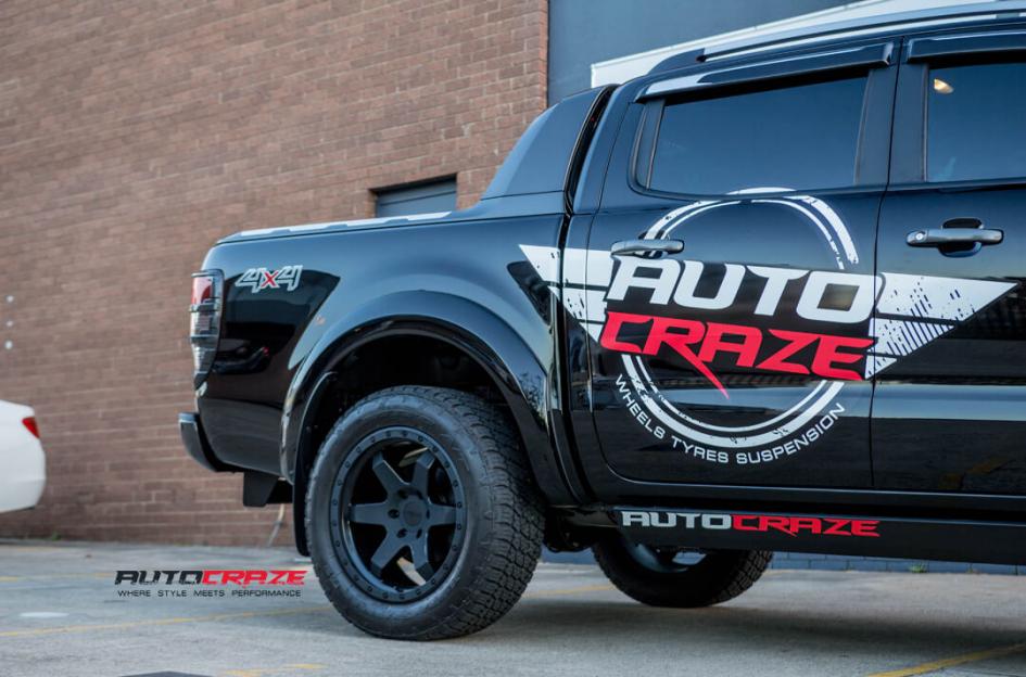 FORD-RANGER-SIX-MATTE-BLACK-FACE-WITH-GLOSS-BLACK-WINDOWS
