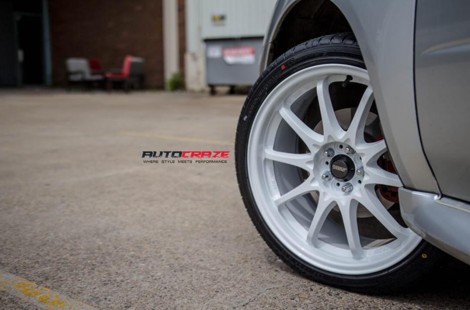 SUBARU WRX ROTATE WHITE