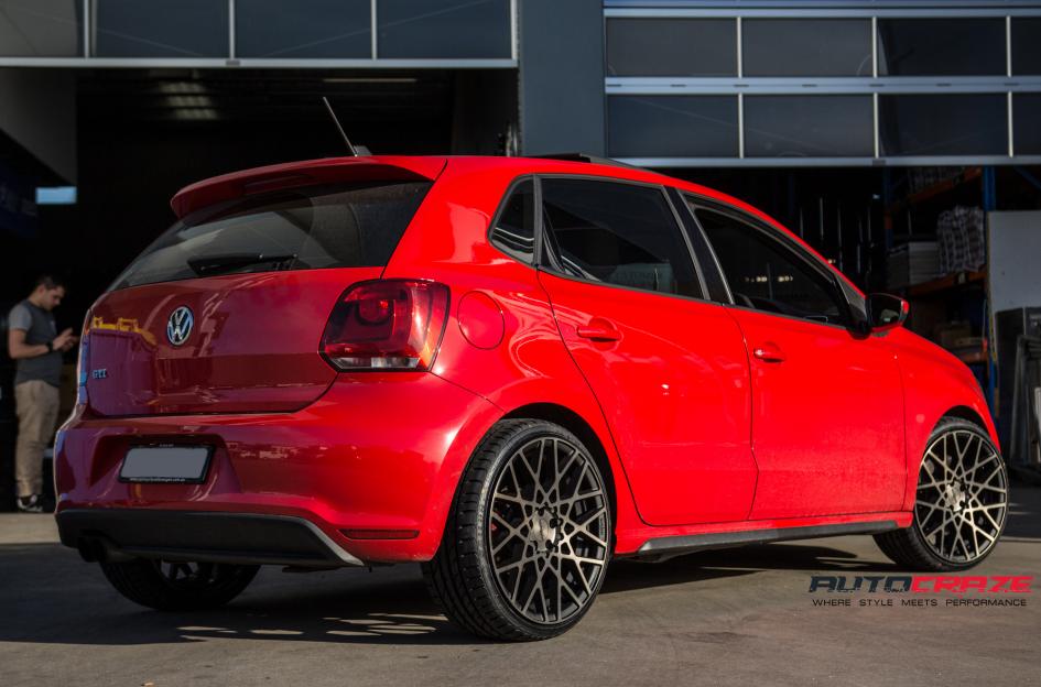 VOLKSWAGEN POLO BLQ MATTE BLACK TINTED FACE