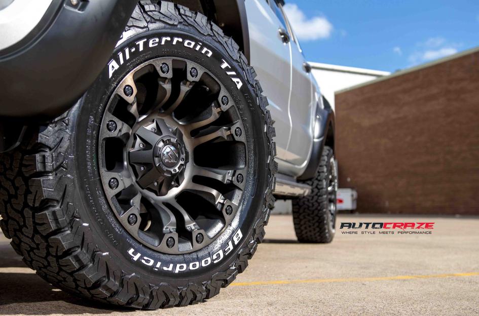 FORD-RANGER-VAPOR-BLACK-MACHINED-WITH-DARK-TINT