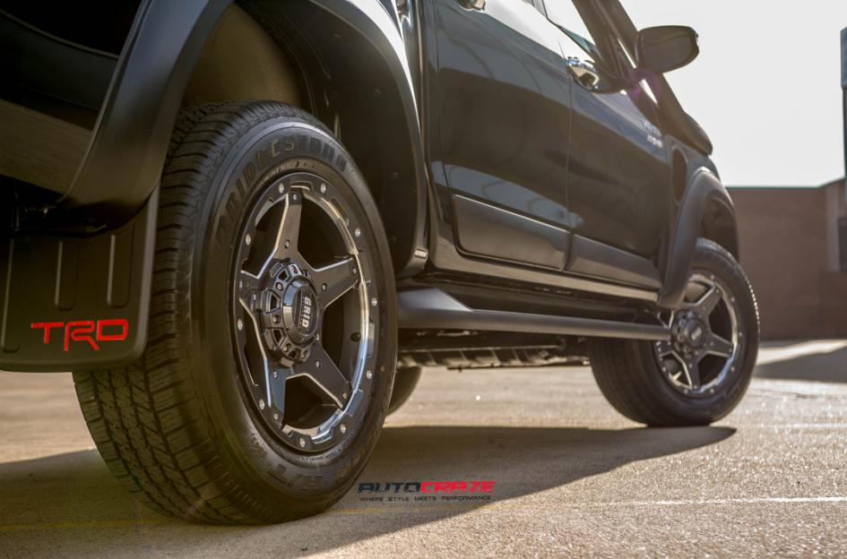 TOYOTA HILUX N80 4WD GD04 GRAPHITE WITH MILLED ACCENTS
