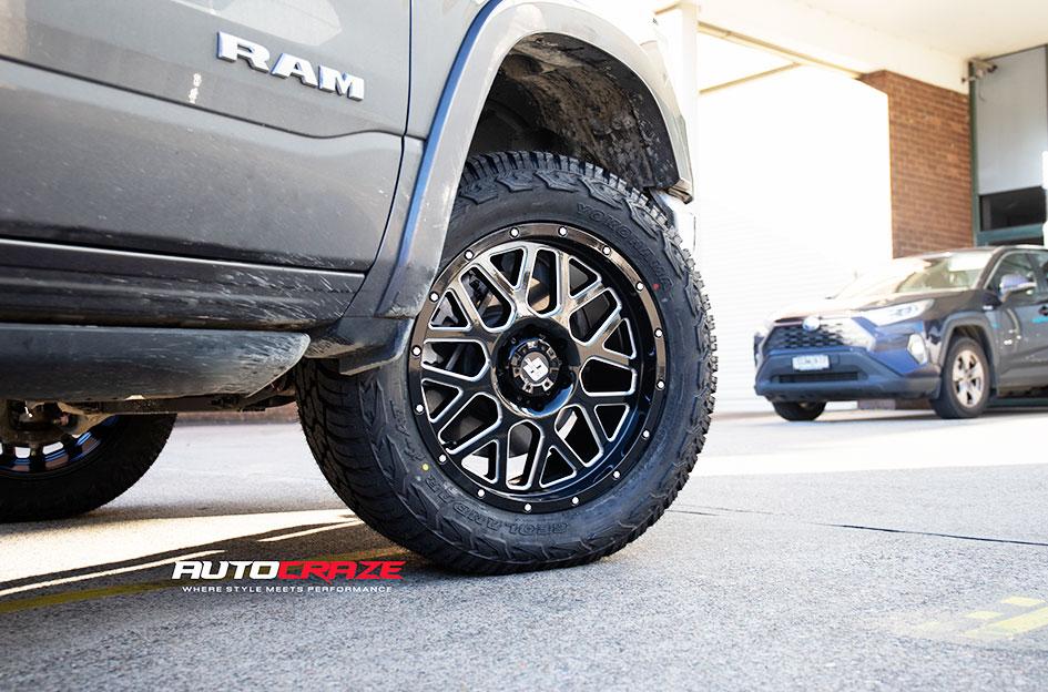 DODGE-RAM-VEGAS-GLOSS-BLACK-MILLED