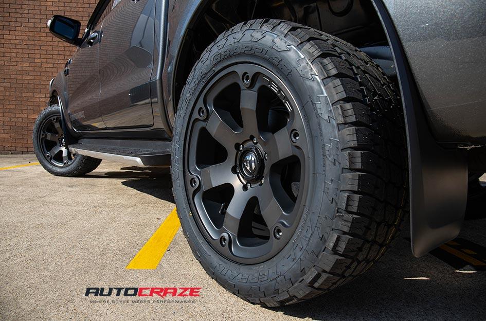 FORD RANGER BEAST BLACK MACHINED WITH DARK TINT