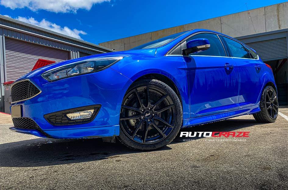 FORD FOCUS  5 STUD  VOSSO SATIN BLACK