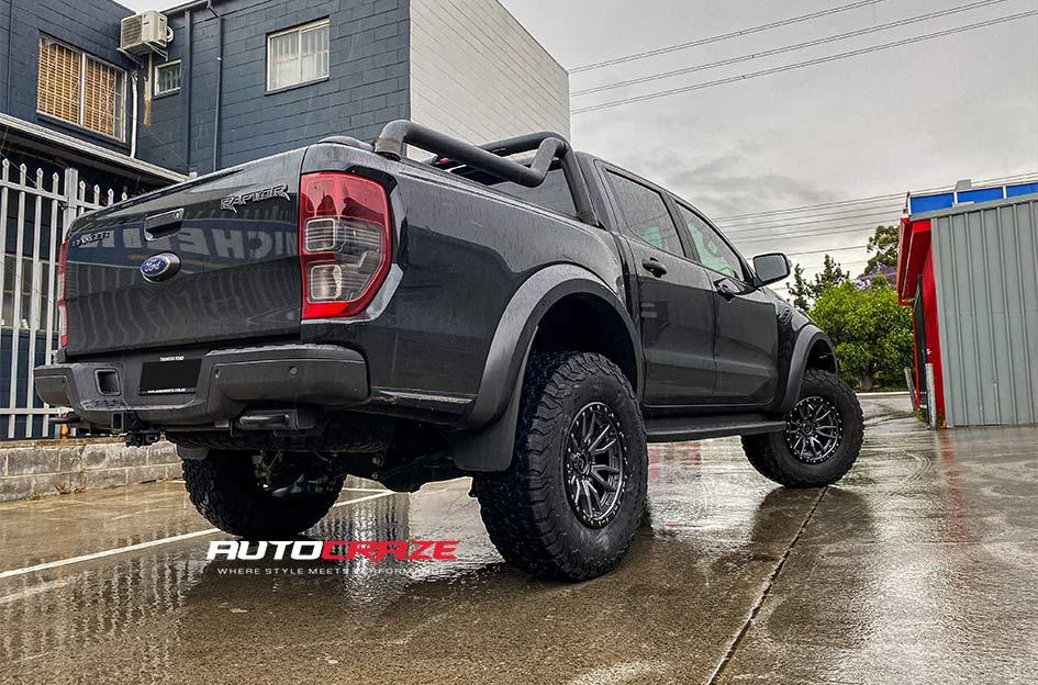FORD RANGER RAPTOR REBEL ANTHRACITE CENTER W BLACK LIP