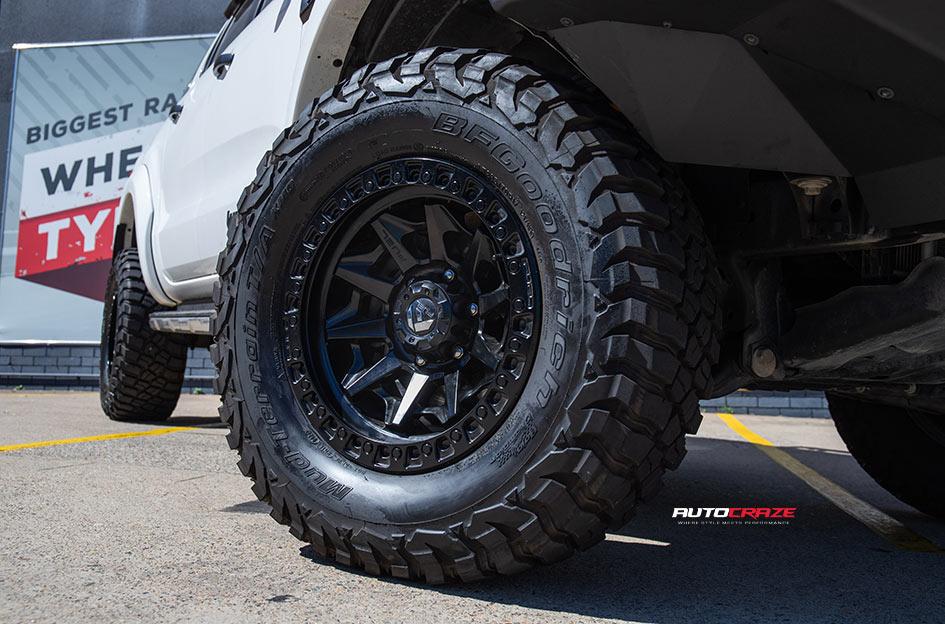 FORD RANGER COVERT MATTE BLACK