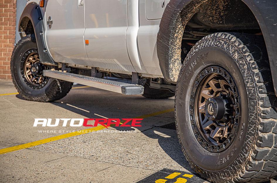 FORD F250 COVERT BRONZE BLACK LIP