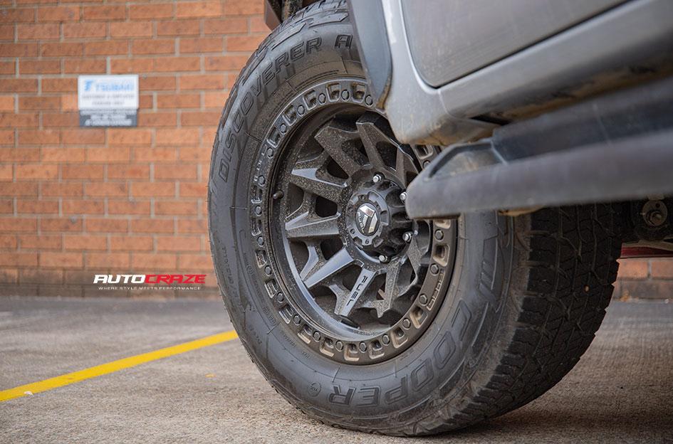 TOYOTA HILUX N80 4WD COVERT MATTE BLACK