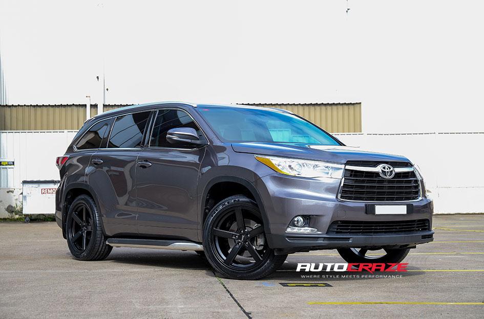 TOYOTA-KLUGER-BLOCKHEAD-SATIN-BLACK