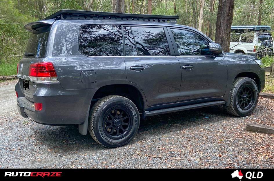 TOYOTA LANDCRUISER HURRICANE SATIN BLACK