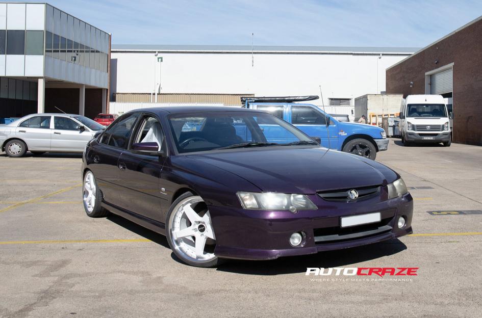 HOLDEN COMMODORE DETROIT WHITE MACHINED LIP