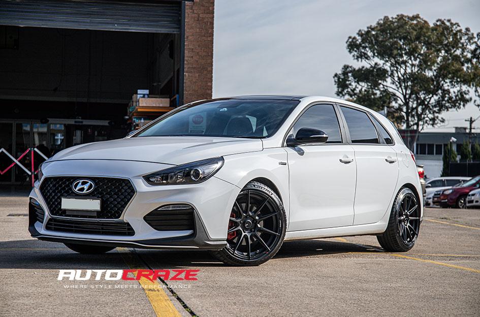 HYUNDAI I30 SC46 MATTE BLACK