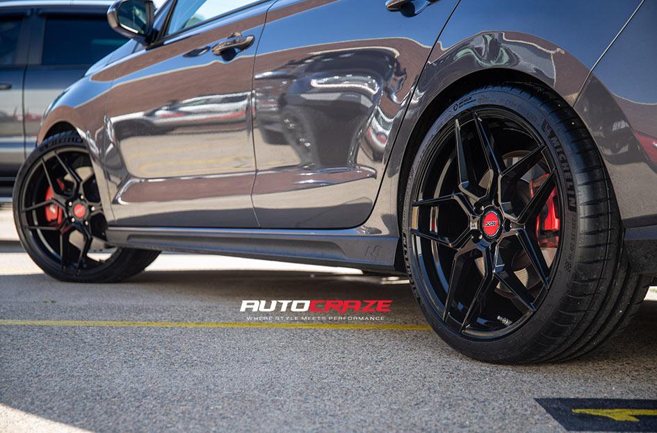 HYUNDAI I30 N LEMANS GLOSS BLACK