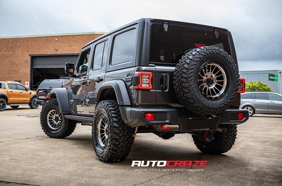 JEEP WRANGLER IMPACT KM542 SATIN BLACK MACHINED FACE