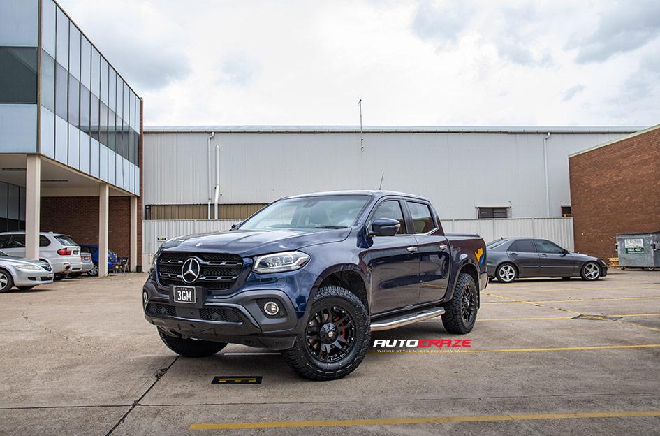 MERCEDES X CLASS CLIFF MATTE BLACK 