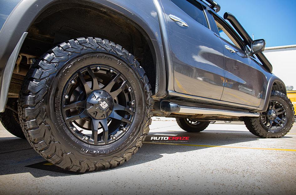 MERCEDES X CLASS CLIFF MATTE BLACK 