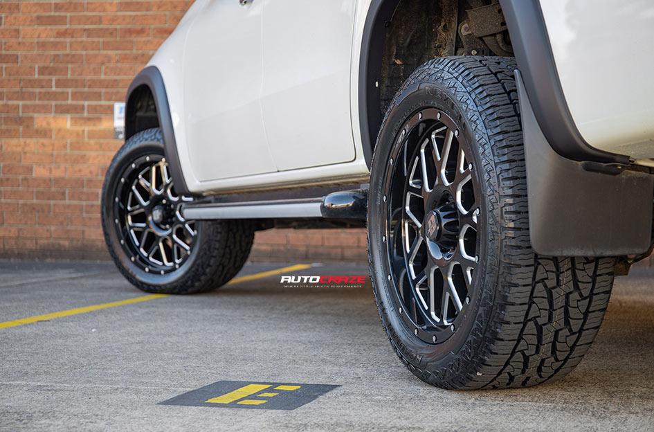 MERCEDES X CLASS VEGAS GLOSS BLACK MILLED 