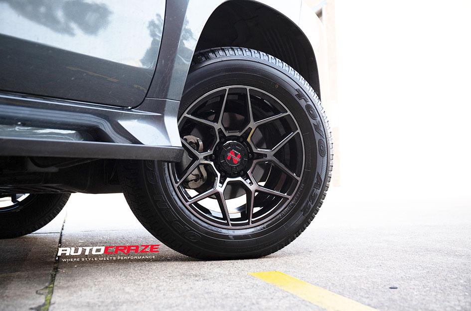MITSUBISHI PAJERO SABBATH HYPERBLACK