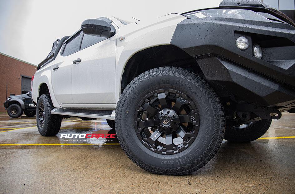 MITSUBISHI TRITON AMBUSH MATTE BLACK