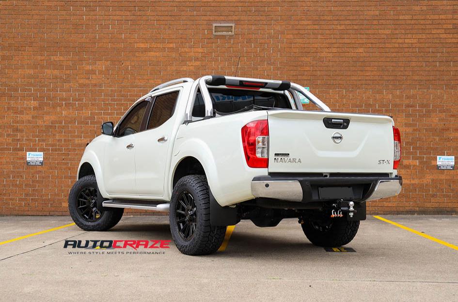 NISSAN NAVARA AR933 INTAKE GLOSS BLACK