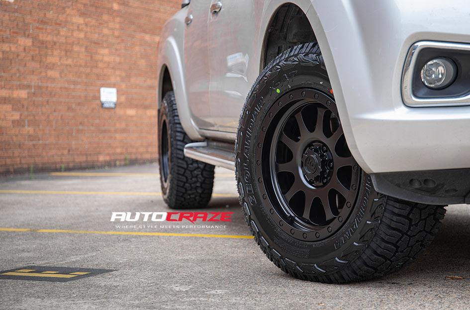 NISSAN NAVARA HURRICANE SATIN BLACK