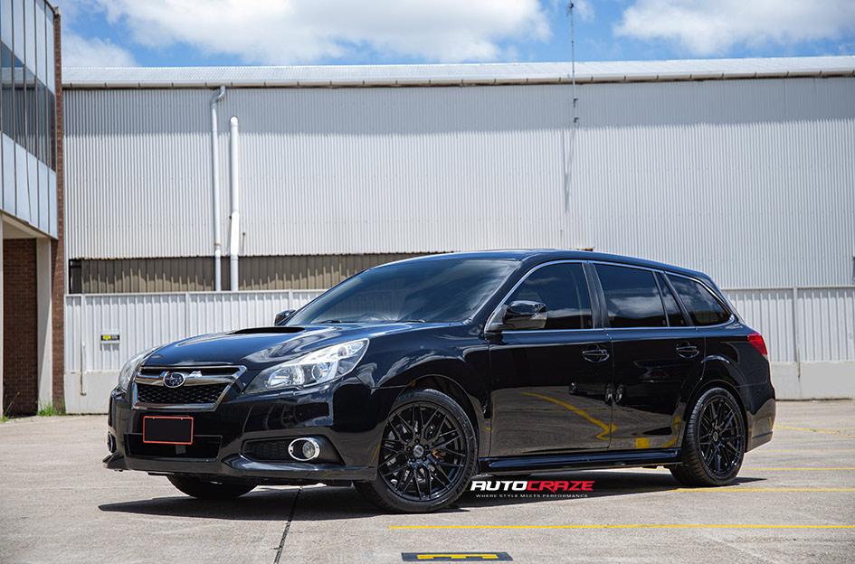 SUBARU LIBERTY HOCKENHEIM GLOSS BLACK
