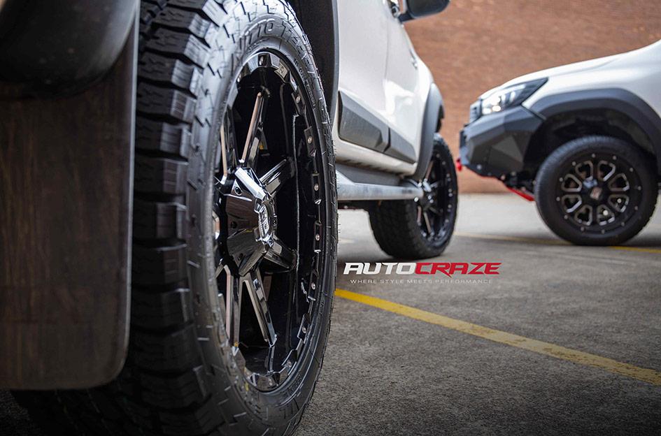 TOYOTA HILUX N80 4WD BLADE  OR GLOSS BLACK MILLED