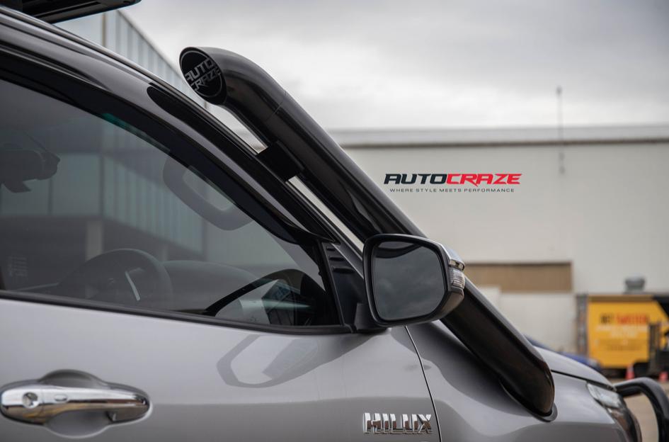 TOYOTA HILUX N80 4WD SIX MATTE BLACK