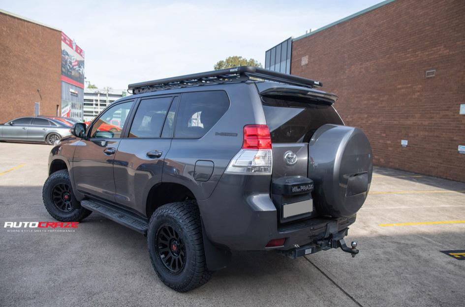 TOYOTA LANDCRUISER VICTIM MATTE BLACK