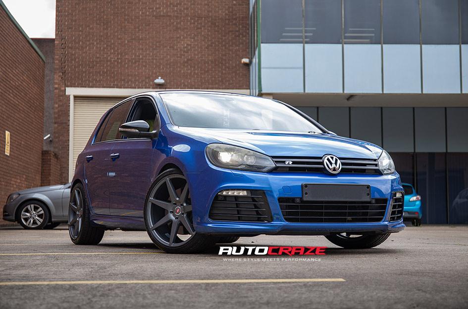 VOLKSWAGEN GOLF IFG13 MATTE GUNMETAL