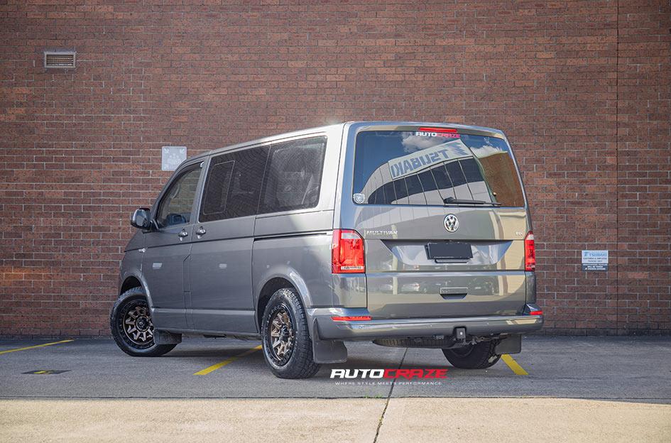 VOLKSWAGEN MULTIVAN COVERT BRONZE BLACK LIP