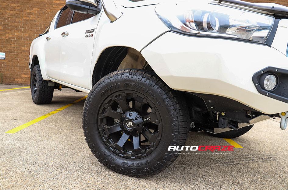 TOYOTA HILUX N80 4WD AMBUSH MATTE BLACK