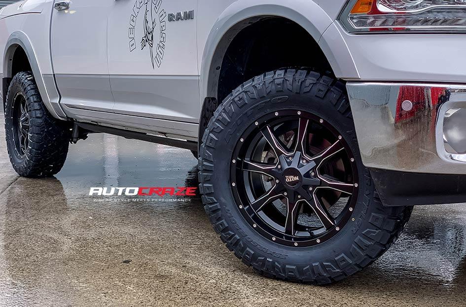 DODGE RAM MO970 SATIN BLACK MILLED ACCENTS