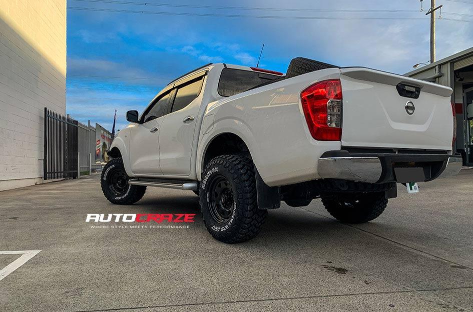 NISSAN-NAVARA-TERRA-SATIN-BLACK