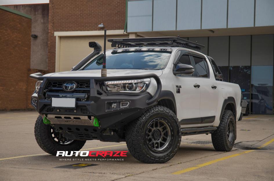 TOYOTA HILUX 4WD MESA KM544 SATIN BLACK GREY TINT