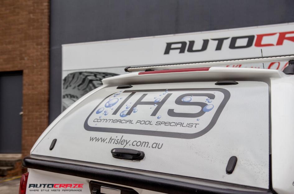NISSAN NAVARA BOOST GLOSS BLACK MILLED ACCENTS