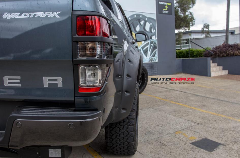 FORD RANGER MAVERICK GLOSS BLACK MILLED ACCENTS