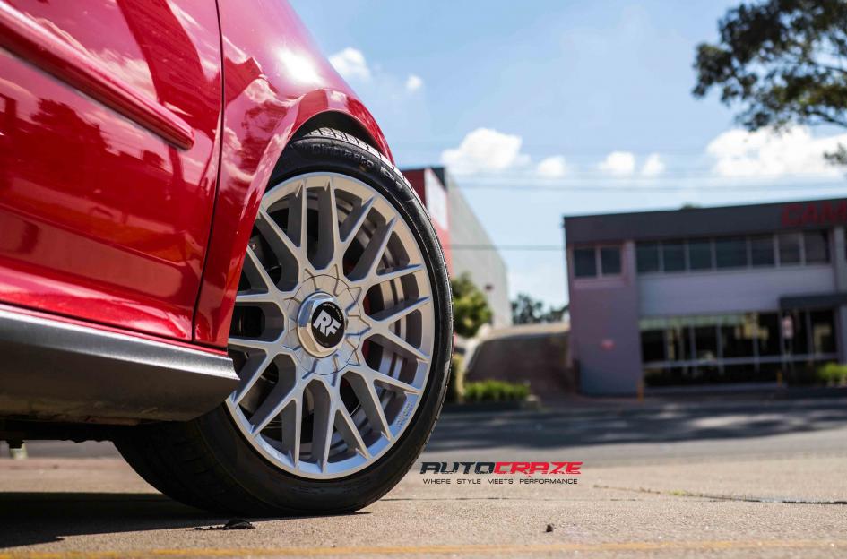 VOLKSWAGEN GOLF RSE SILVER