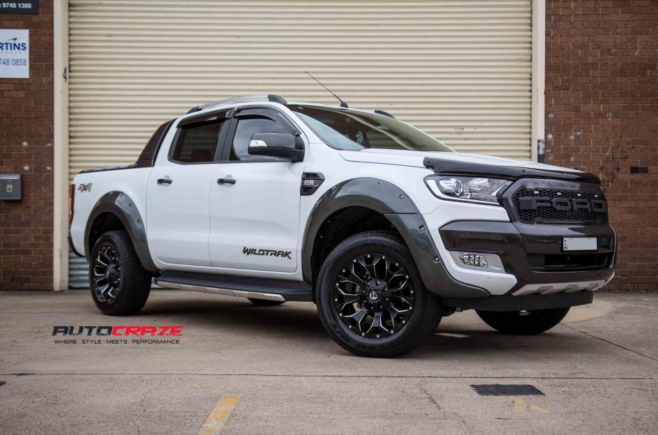 FORD RANGER ASSAULT GLOSS BLACK MILLED ACCENTS
