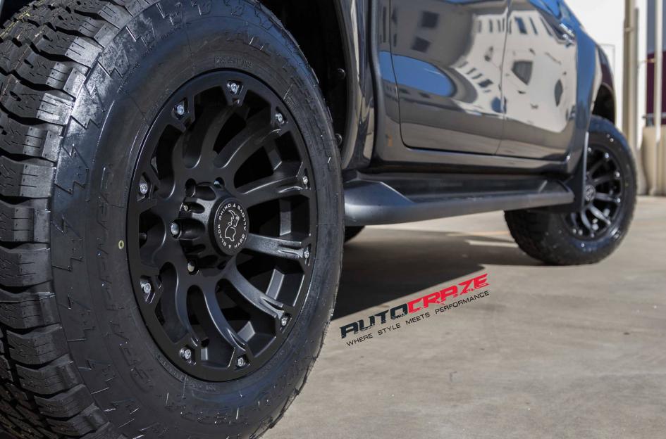 TOYOTA HILUX N80 4WD SIDEWINDER MATTE BLACK