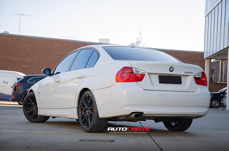 BMW 3 SERIES HE907 GLOSS BLACK