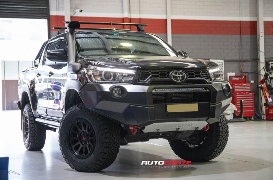 TOYOTA HILUX N80 RUGGED X VICTIM MATTE BLACK