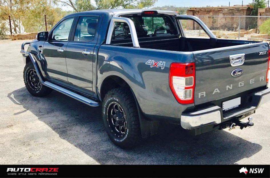 FORD RANGER BOOST GLOSS BLACK MILLED ACCENTS