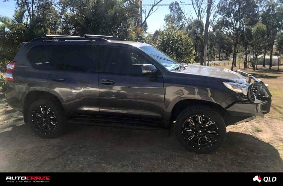 TOYOTA-PRADO-SCYTHE-GLOSS-BLACK-MILLED-ACCENTS